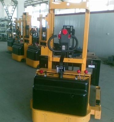 太陽(yáng)能廠_太陽(yáng)能廠供貨商_供應(yīng)哪里有太陽(yáng)能廠專用堆高機(jī)出售_太陽(yáng)能廠價(jià)格_佛山市鑫升機(jī)械設(shè)備銷售總部